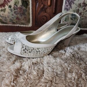 Ladies Liz Claiborne Shoes